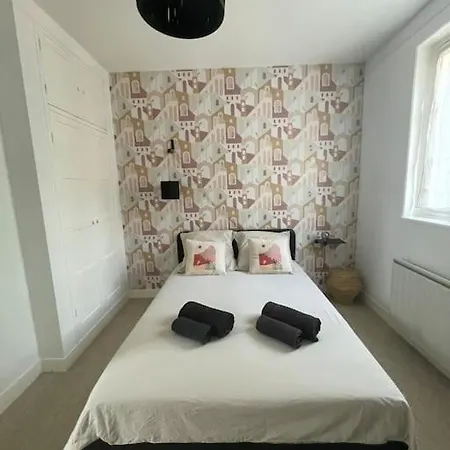 La Soissonnaise, Maison De A