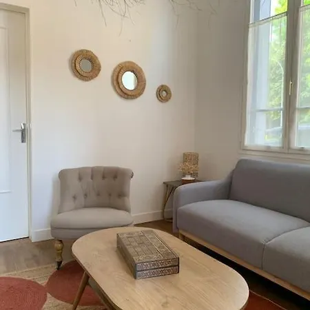 La Soissonnaise, Maison De A *