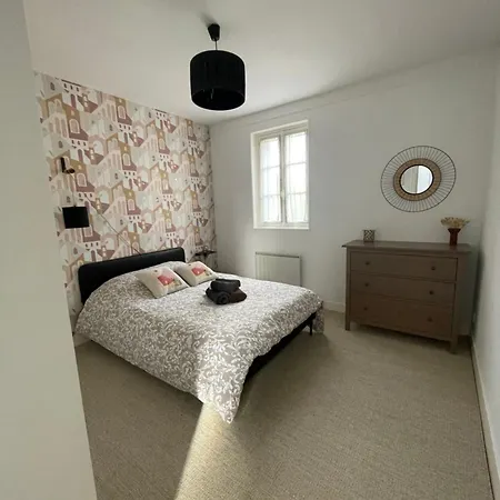 La Soissonnaise, Maison De A